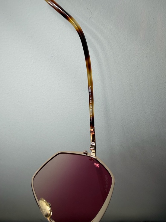 Tom Ford Fonda 02 TF912 28t Rose Gold Rose Fade Sunglasses AUTHENTIC main image 7